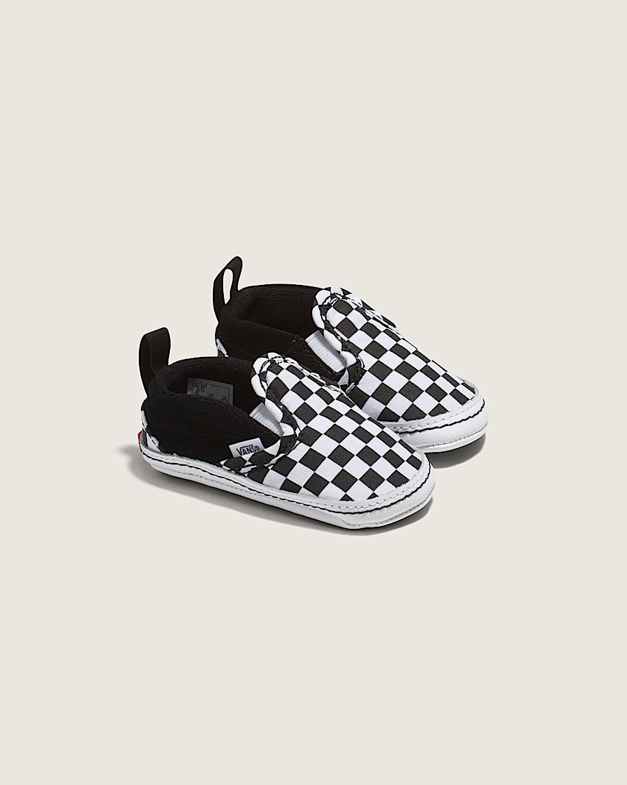 infant slip-on v checkerboard crib shoe