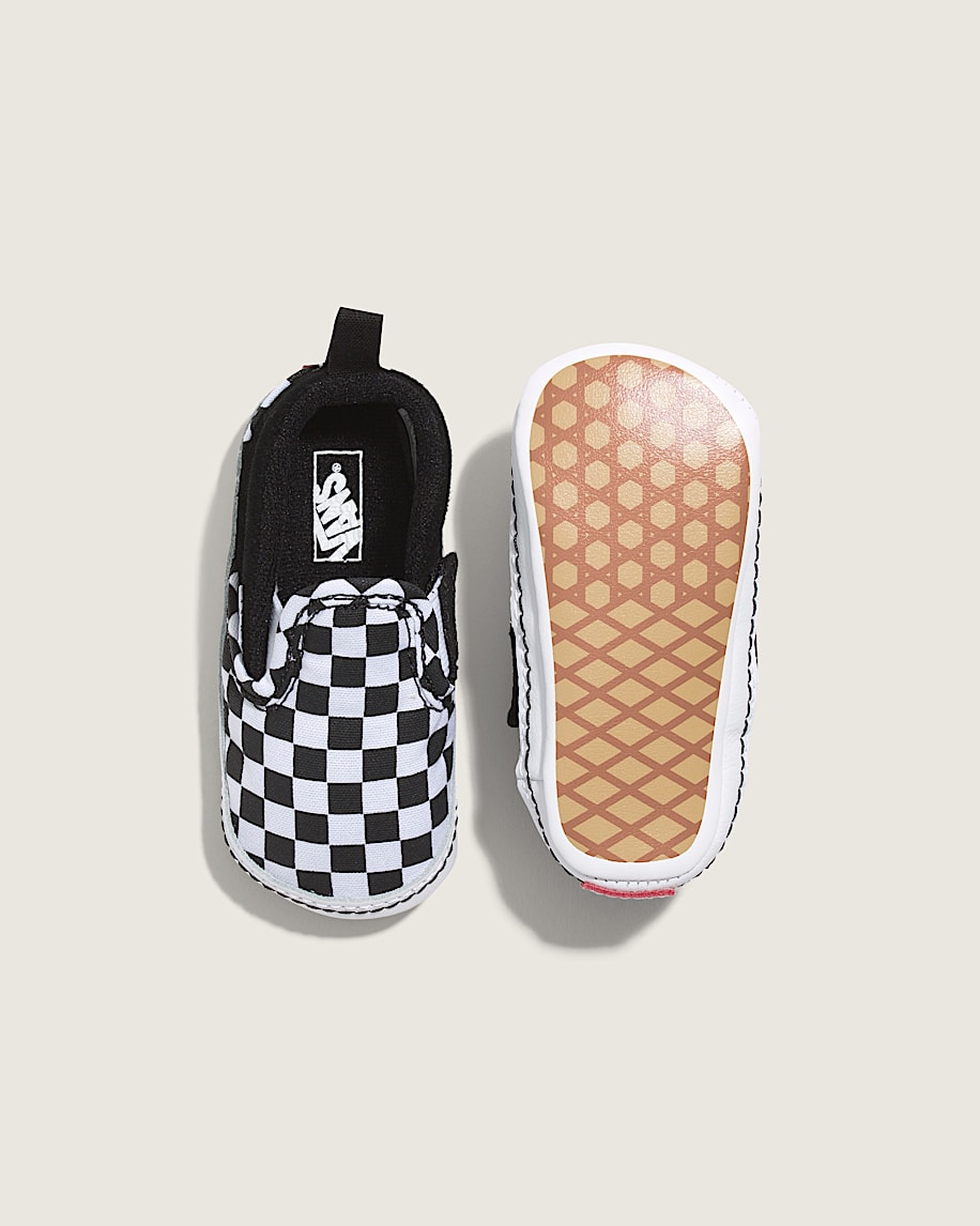 infant slip-on v checkerboard crib shoe