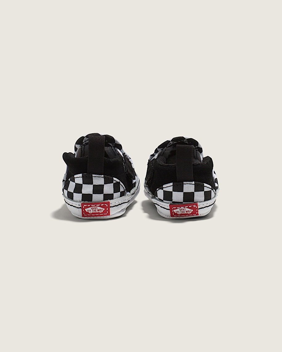 infant slip-on v checkerboard crib shoe