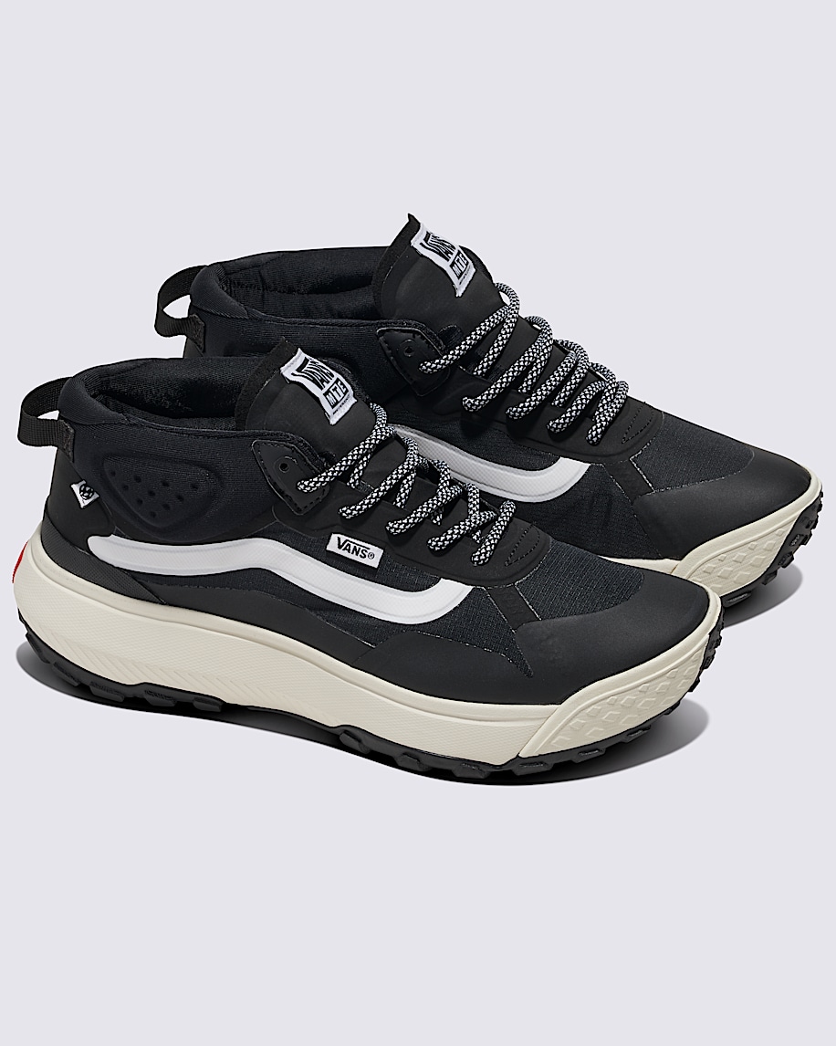 crosspath mid shoe