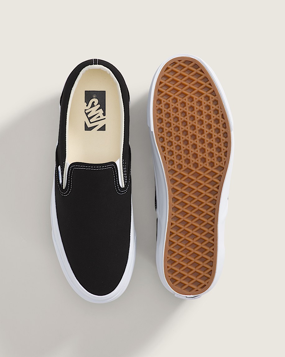 premium classic slip-on shoe