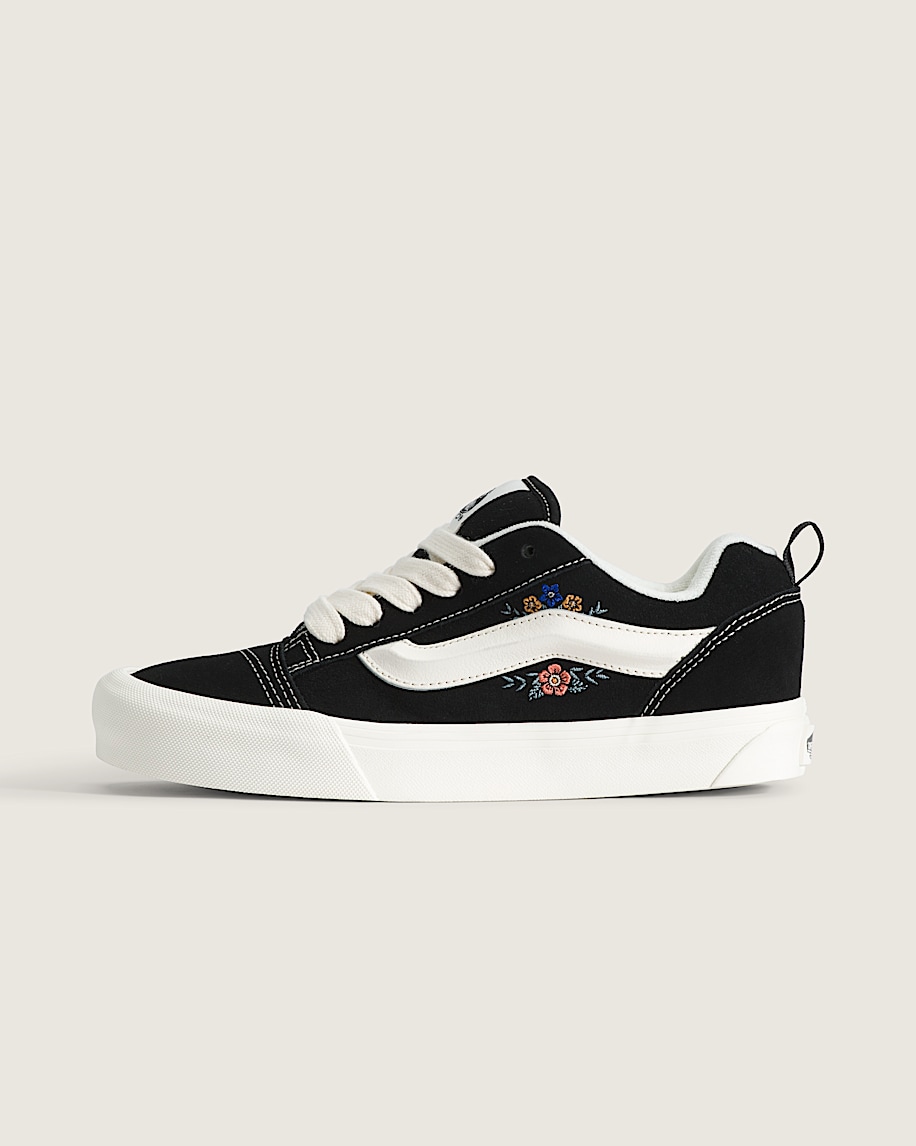 knu skool shoe