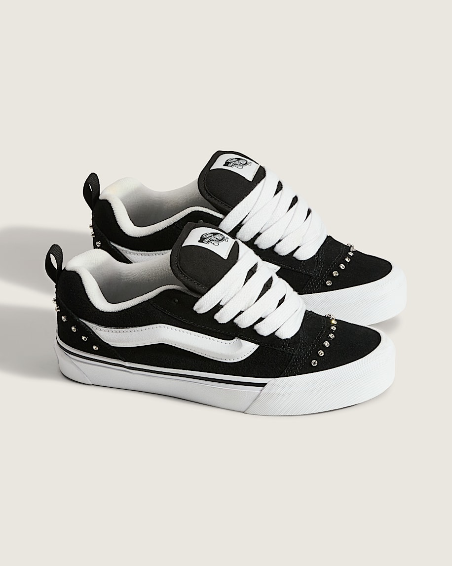 knu skool shoe
