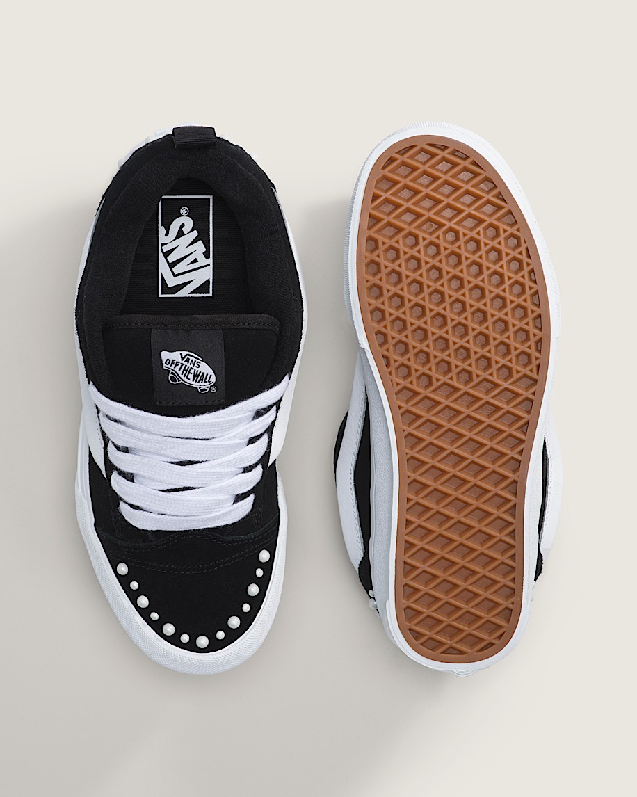 knu skool shoe