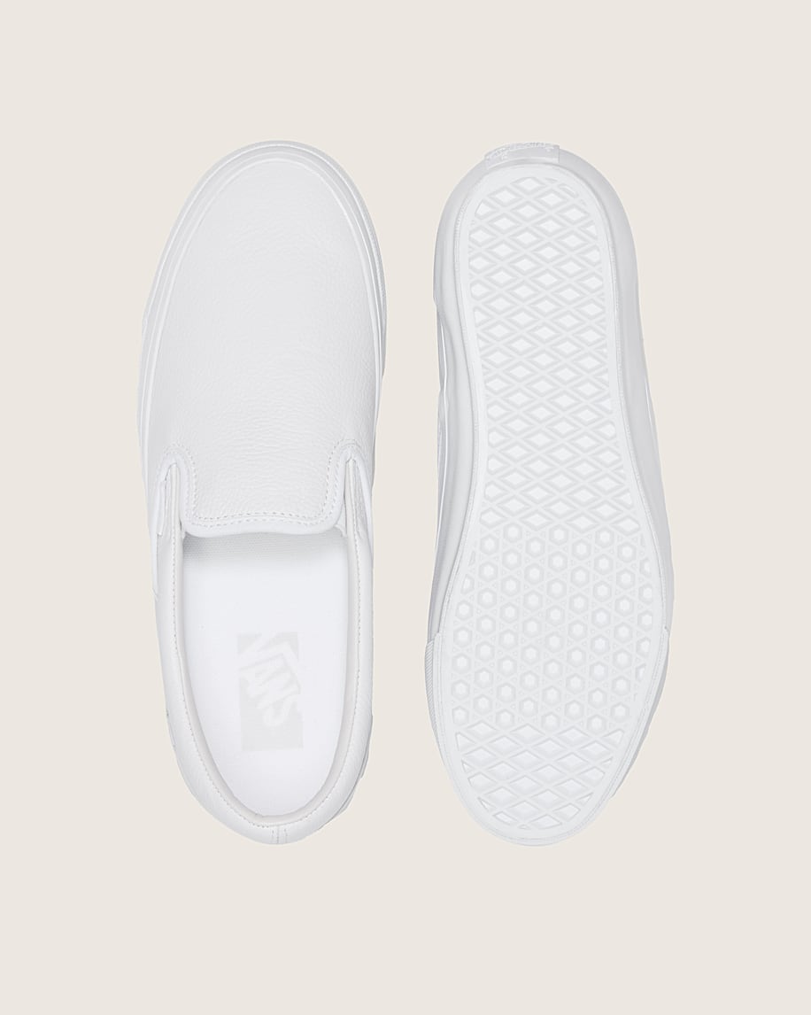 premium classic slip-on shoe
