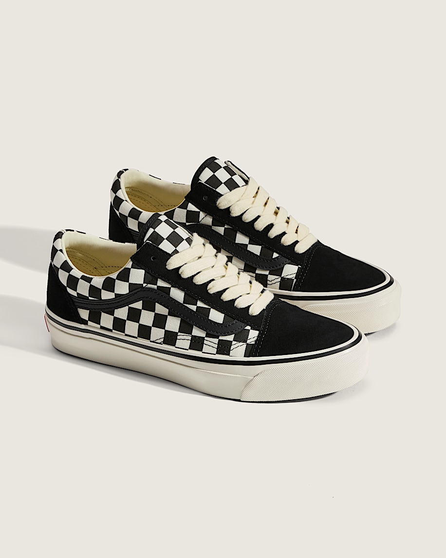 premium old skool checkerboard shoe