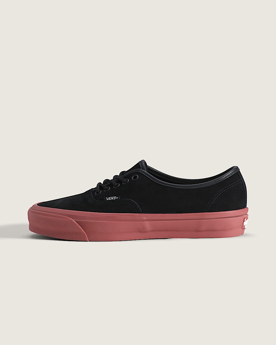 otw authentic 44 siped vibram
