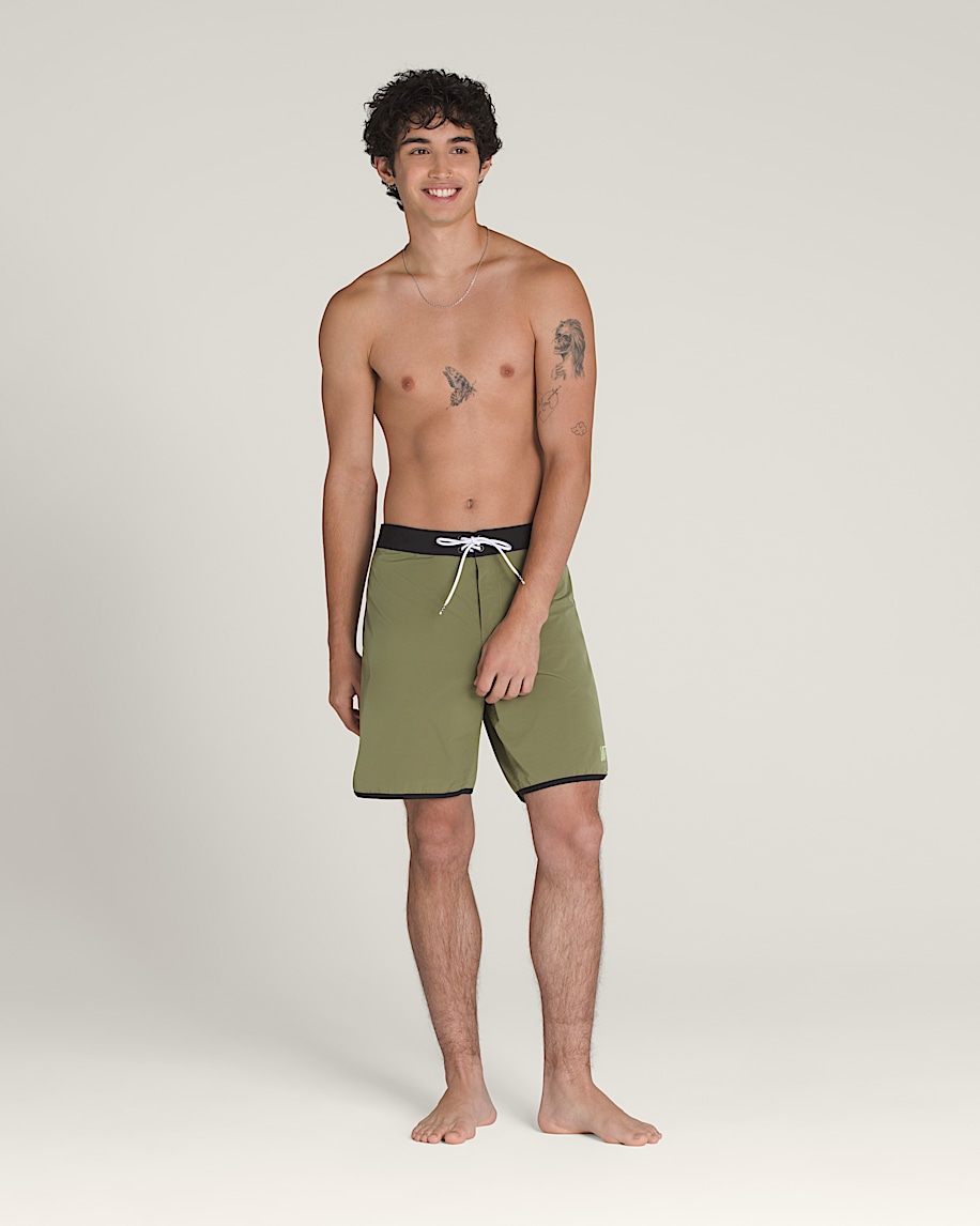 everride scalloped 18 boardshorts