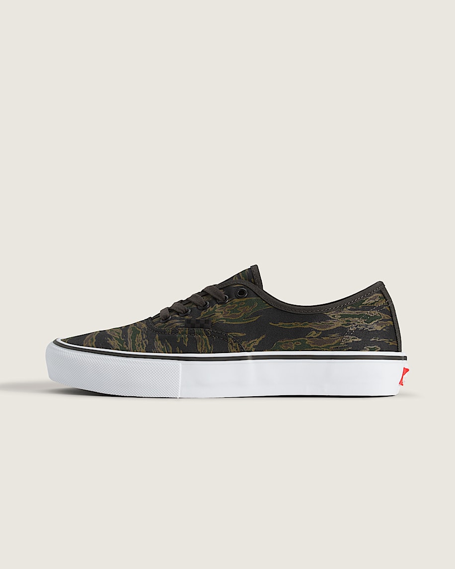 skate authentic shoe