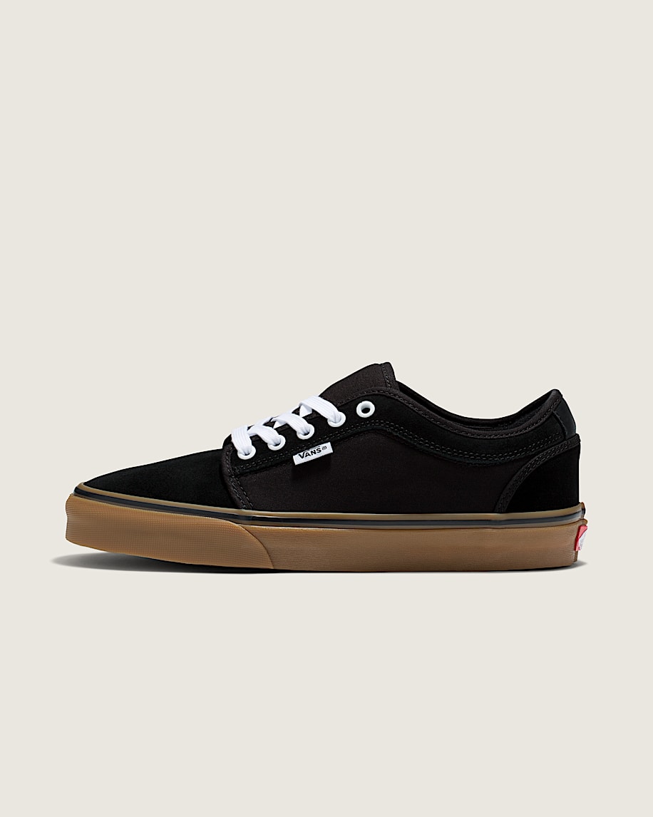 skate chukka low shoe
