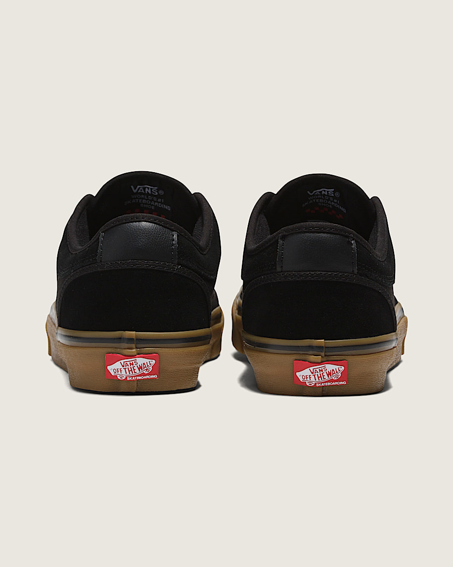 skate chukka low shoe