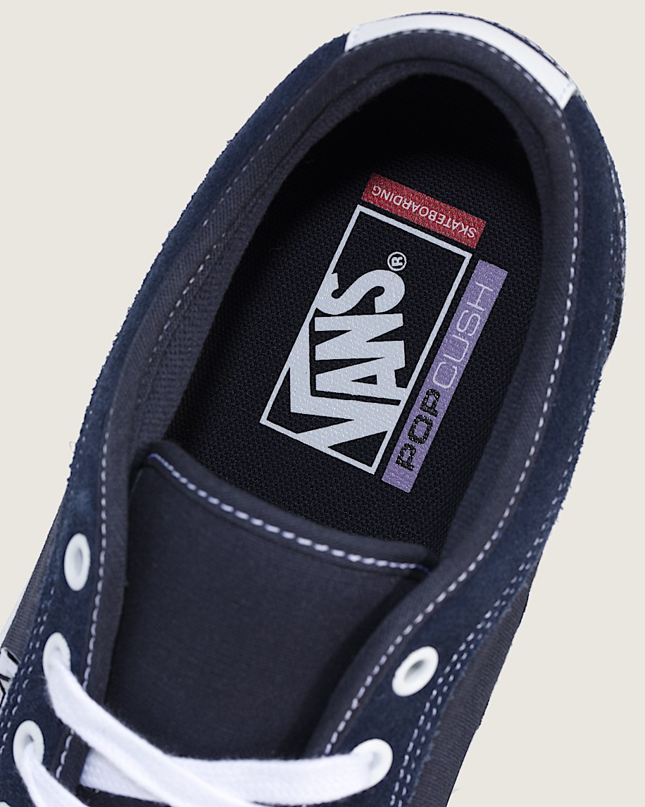 skate chukka low shoe