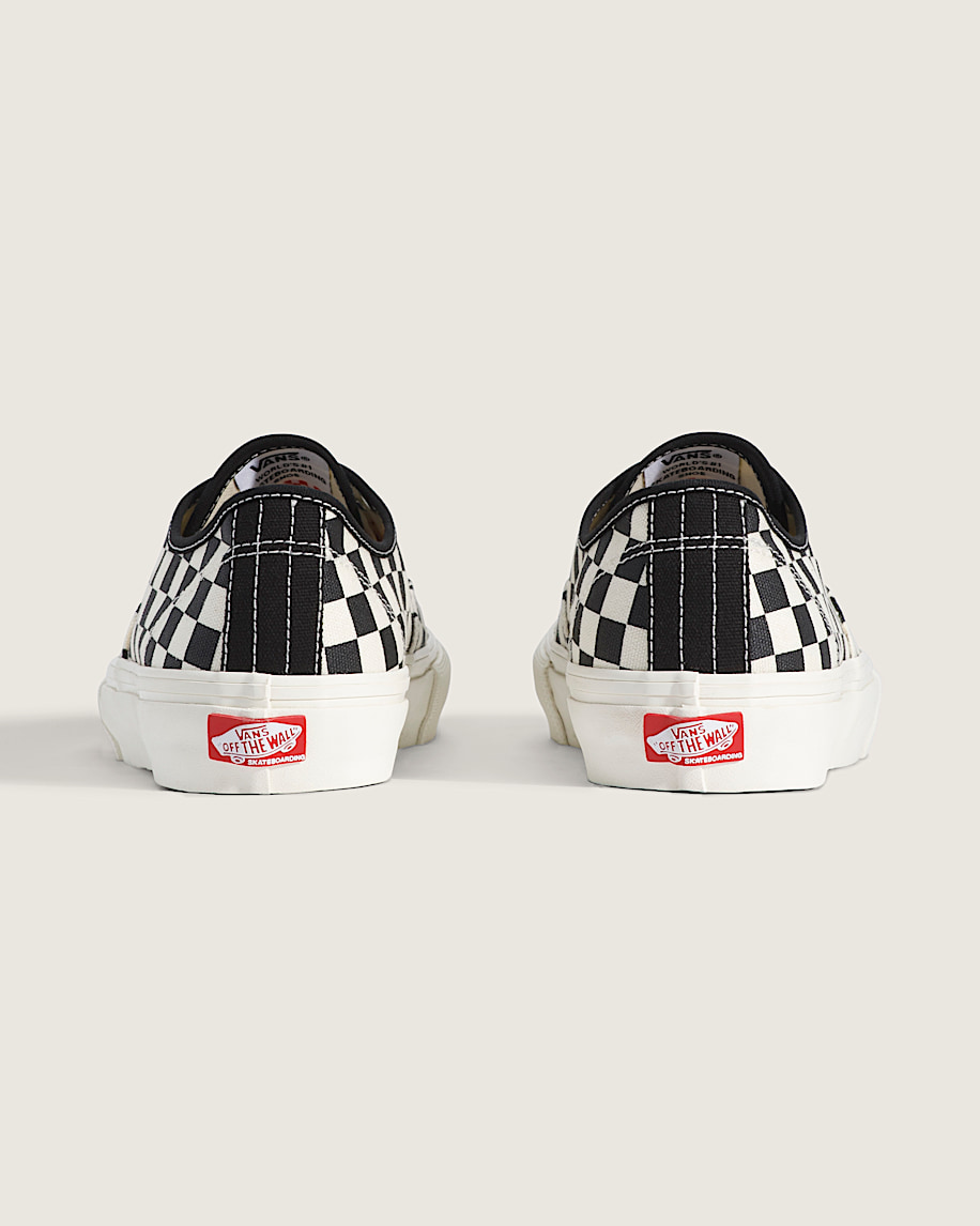 skate authentic checkerboard shoe